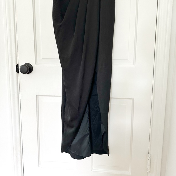 Aidan Mattox Strapless Feather Dress (6) - Picture 10 of 11